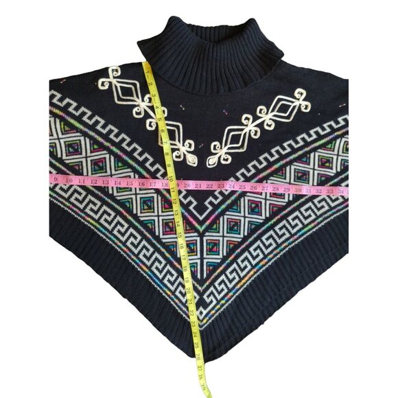 NWT Loana Lady Boutique Tribal Poncho Sweater One Size - Picture 3 of 10